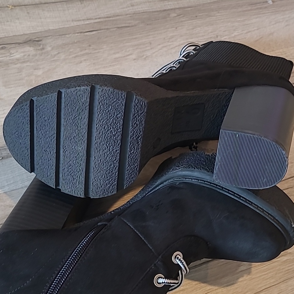 Mix No. 6 lace up boots Size 8.5 - Picture 4 of 9